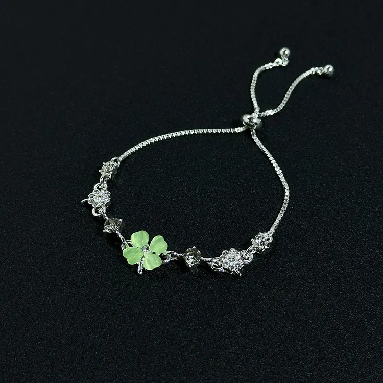 手链 四叶草幸运手链可调节时尚轻奢百搭手链学生闺蜜情侣礼物