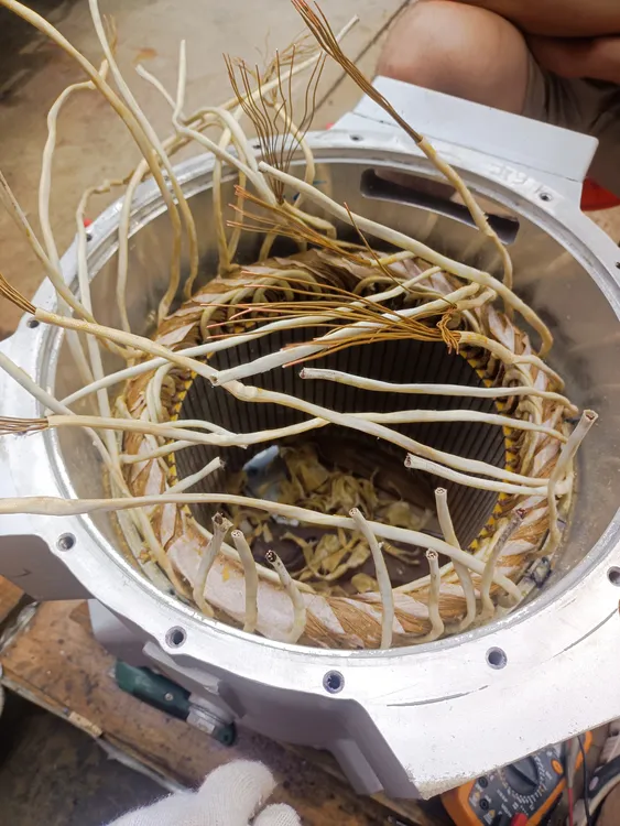 新能源汽车电机改发电机 220v～380v输出 三相四线 定制改装