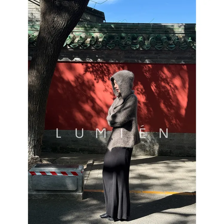 【LUMIEN 新品】“细闪星河”马海毛大翻领精致高级感针织衫LX5FSS132