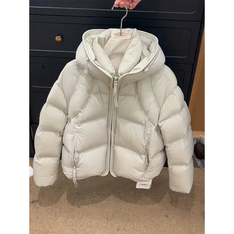 韩系极简风泡芙连帽面包服女2025冬季新款高级感短款保暖棉服棉袄