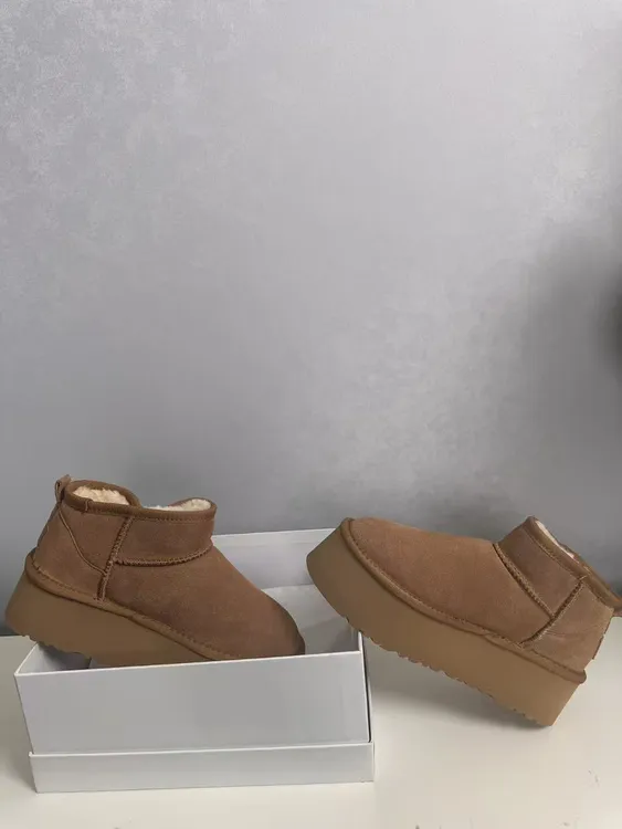 冬季防水台保暖韩版加厚时尚雪地靴