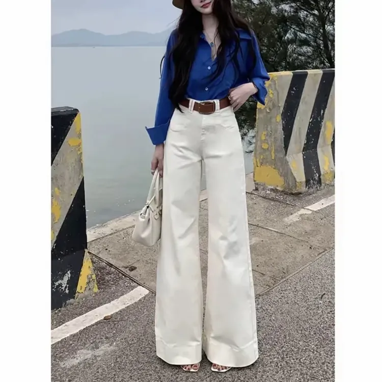 黑色不贴腿喇叭牛仔裤女款爆款2025新款气质高腰显瘦女士新款裤子