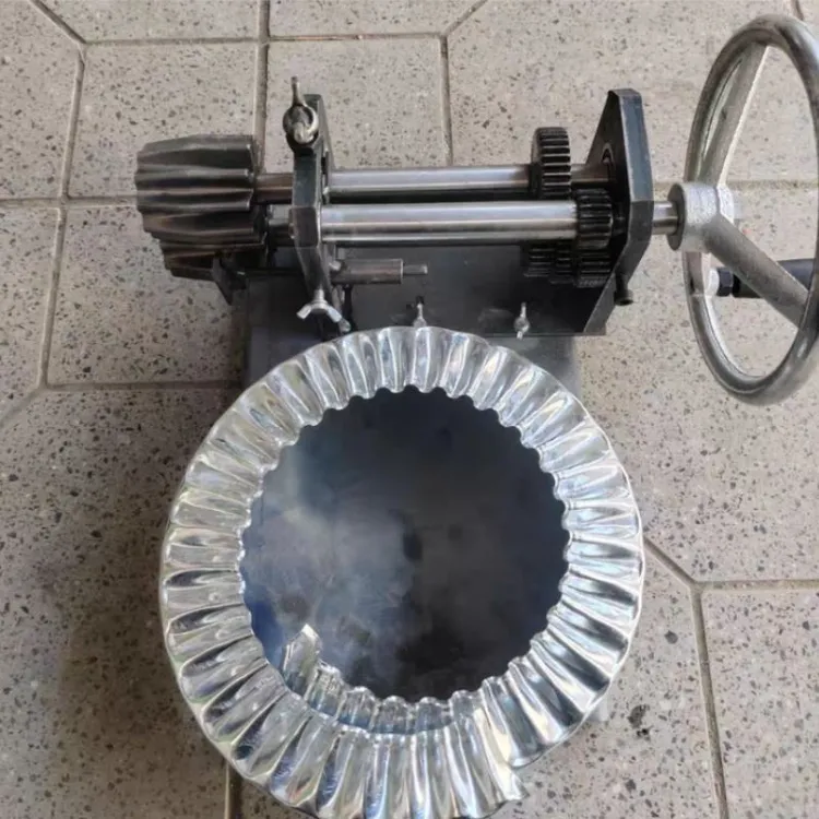 小型手动铁皮保温压花机铝皮轧花机阀门缩口变径不锈钢轧褶机