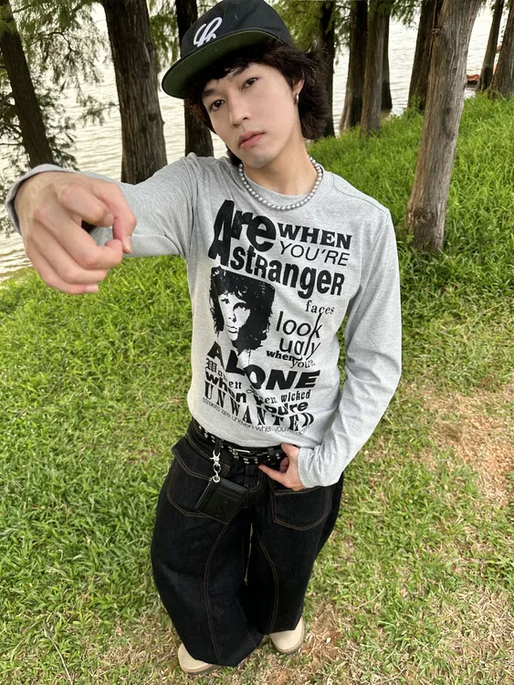 RKAI原创美式复古长袖短款人像印花T恤男女正肩宽松打底衫上衣