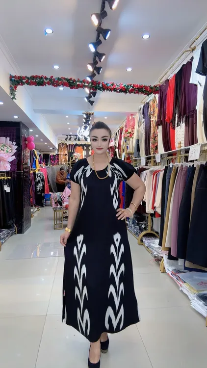 新款时尚白塔气质艾特莱斯短袖连衣裙（خوتەننىڭ پاختا ئەتلىسى) 