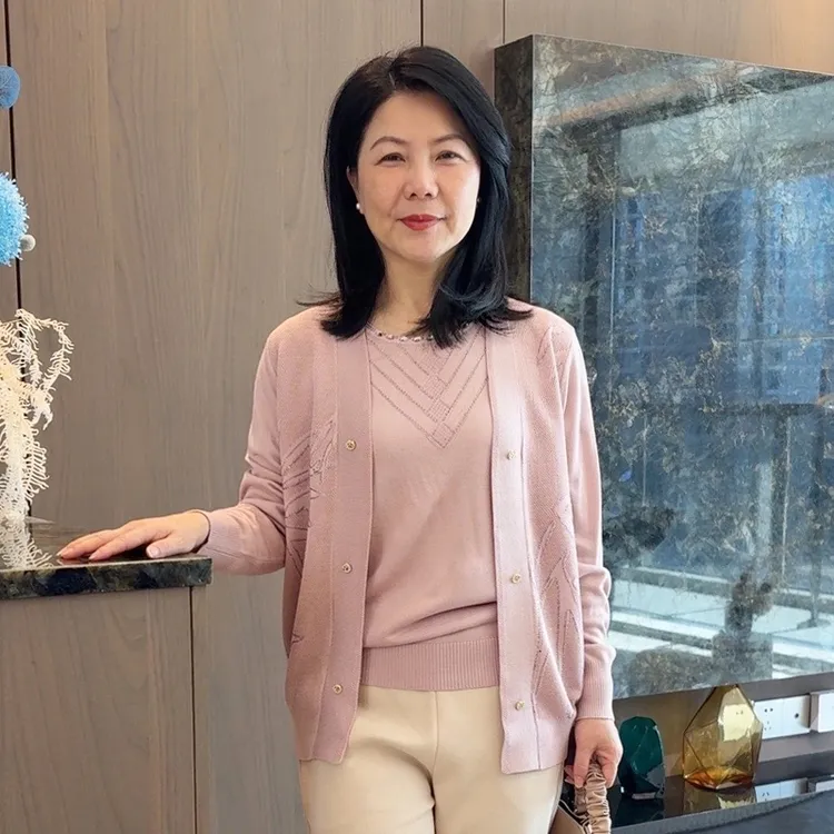 中年妈妈装春装新款两件套中老年女装气质套装薄款短袖T恤外套