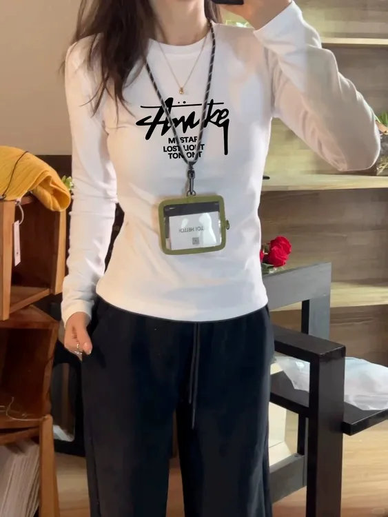 静奢风白色叠穿内搭打底正肩显瘦上衣长袖T恤春秋圆领女款小个子