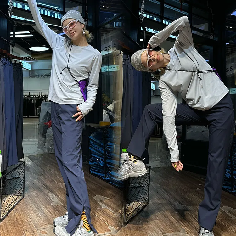 【大嘴衣说】裸感轻行系列户外情侣夏季轻量化弹力防风休闲裤D2892