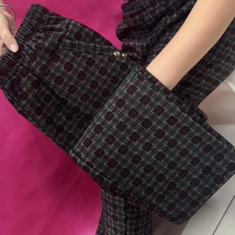 加绒中老年妈妈春秋冬高腰直筒休闲格子裤显瘦遮肉显年轻