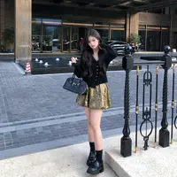 李潇洒 “黑色毛衣” 微胖大码秋季黑色翻领修身不对称设计收腰毛衣