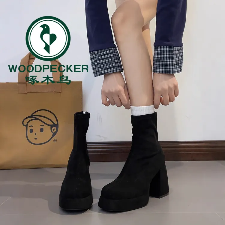 啄木鸟法式厚底弹力靴2025冬季新款粗跟百搭增高加绒瘦瘦靴
