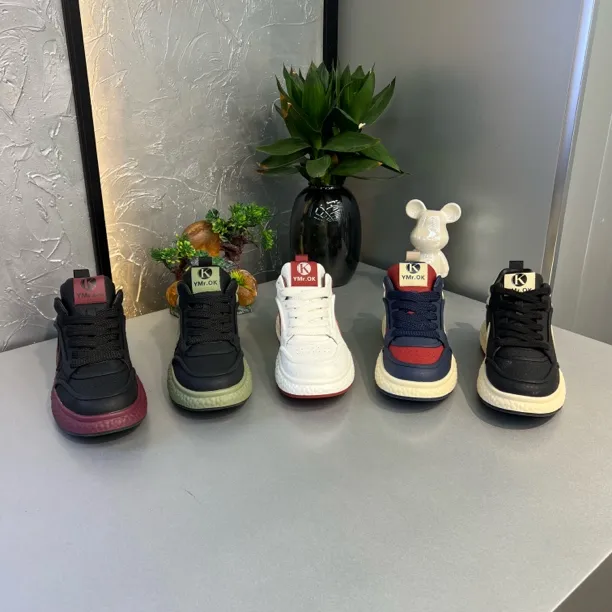 2025秋冬新款韩版百搭宽松中帮休闲皮面设计百搭摇摇增高厚底男鞋