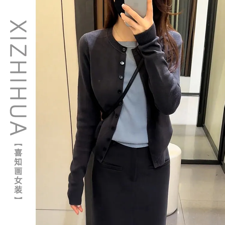 2025春季新款高级感拼色假两件针织衫女时尚休闲洋气减龄百搭上衣