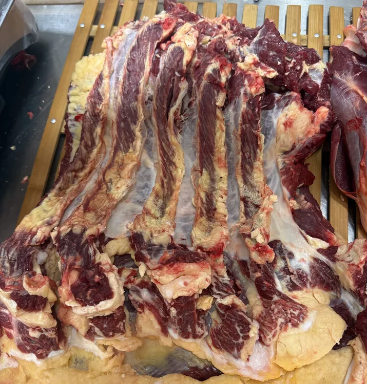 呼伦贝尔黄膘牛肋条清真新鲜营养不带骨红烧清炖烧烤烤肉香煎