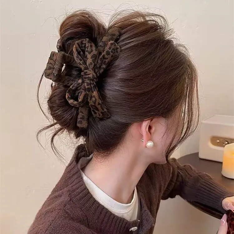 女秋冬款豹纹抓夹女高级感大号鲨鱼夹2025新款秋冬后脑勺盘发夹