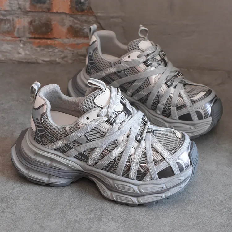 欧洲站女鞋小个子增高厚底老爹鞋女透气网面2025新款显脚小运动鞋