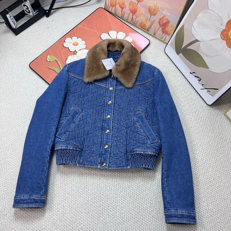 LV 专柜价20000 蓝色 牛仔 外套 99新 38码 A2137