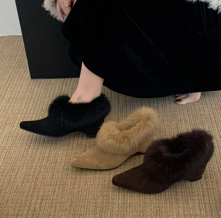 陈陈家 CK-9 毛毛鞋女外穿2025秋冬季新款尖头高跟鞋坡跟女鞋