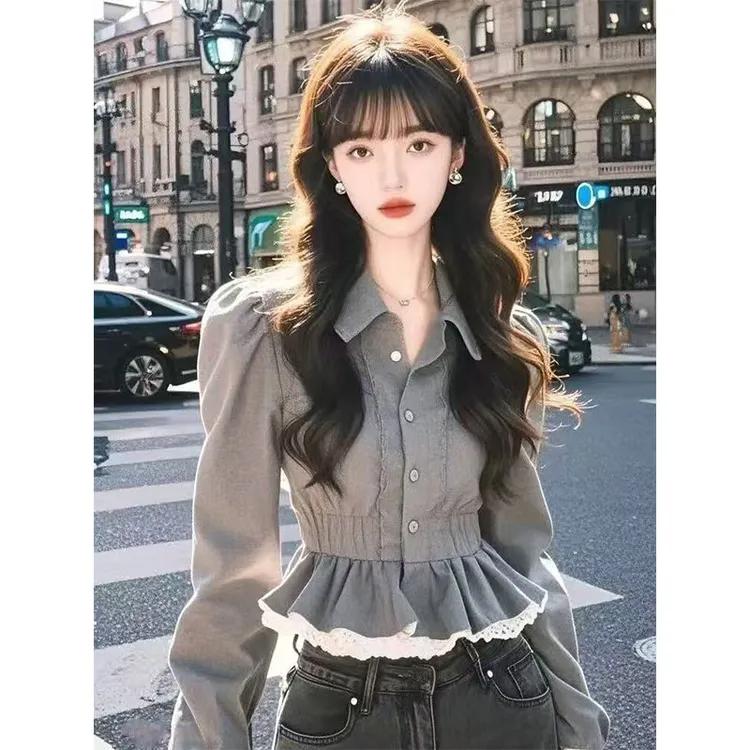 灰色蕾丝拼接长袖衬衫女秋冬2025新款设计感洋气显瘦荷叶下摆上衣