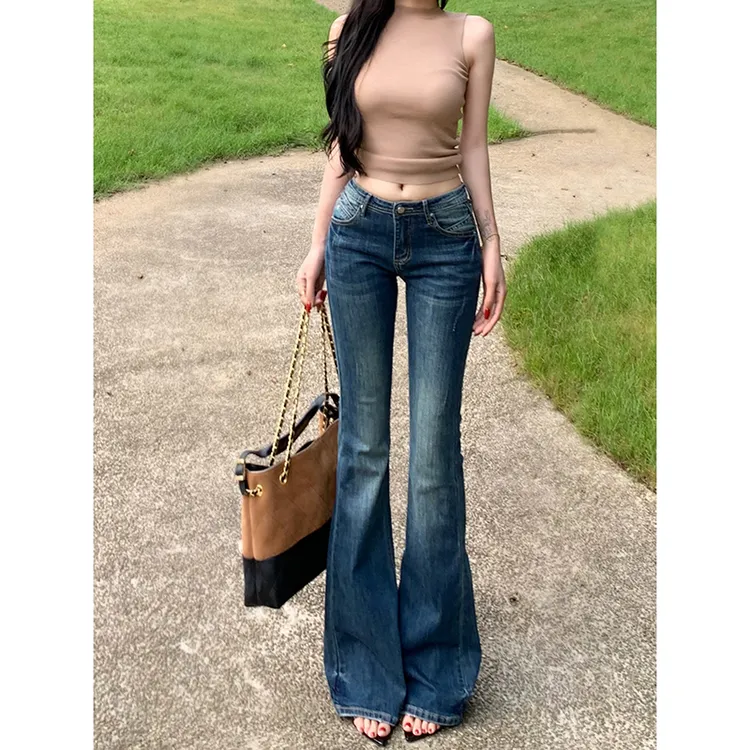 中低腰经典超模微喇牛仔裤女2025早秋新款修身显瘦长腿辣妹百搭裤