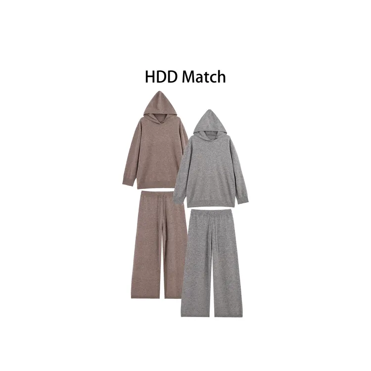 HDD- "休闲慵懒" 羊毛 秋冬女款连帽上衣+休闲裤套装 Y9084