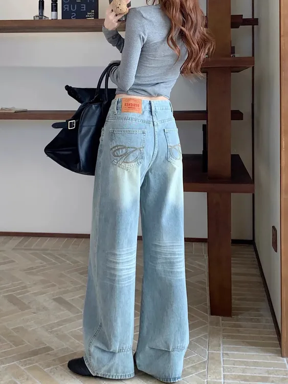 大码美式高街复古刺绣牛仔裤女夏季新款设计感宽松高腰阔腿弯刀裤