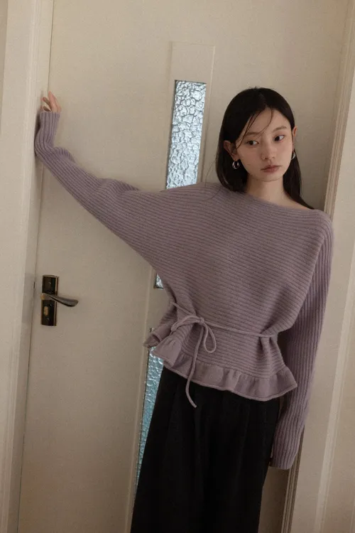 羊城故事-韩系设计感圆领针织毛衣女冬季新款抽绳收腰上衣83555