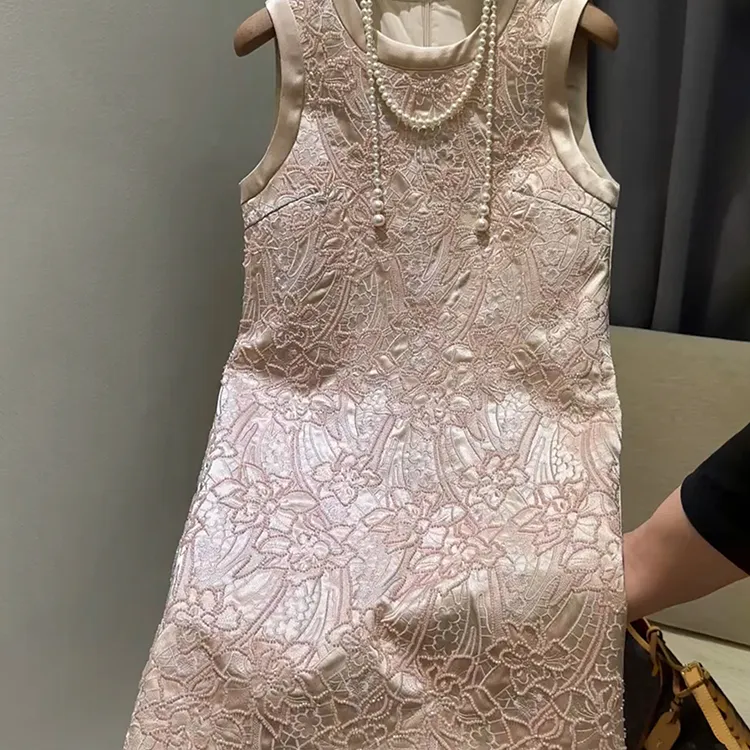 2025年夏季新款复古轻奢老钱风无袖连衣裙女高级感气质名媛背心裙