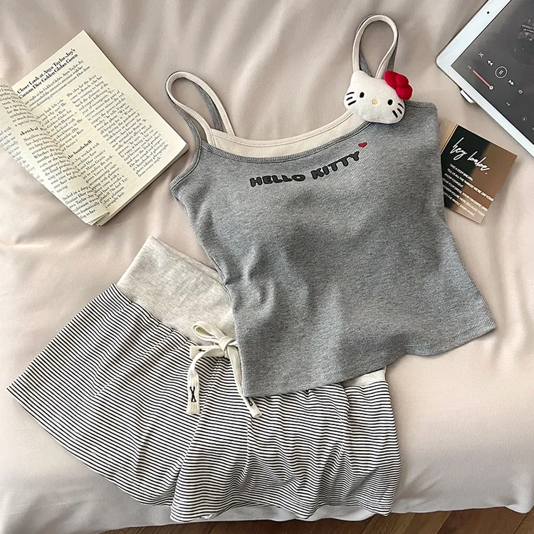 甜美少女Kitty胸垫吊带可爱睡衣女夏新款条纹显瘦短裤套装居家服