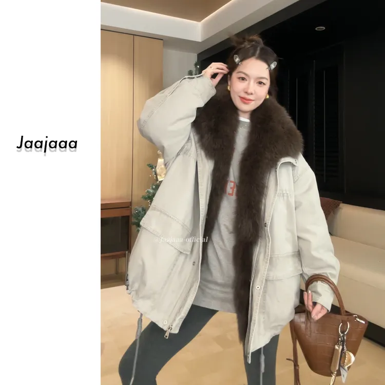 Jaajaaa温暖对白 设计狐狸毛领90鹅绒工装派克加厚保暖羽绒服/GHH
