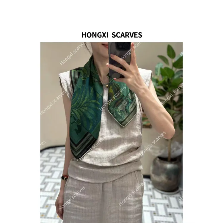 Hongxi Scarves/鸿晰丝毛双面印染酋长印第安60方巾B116