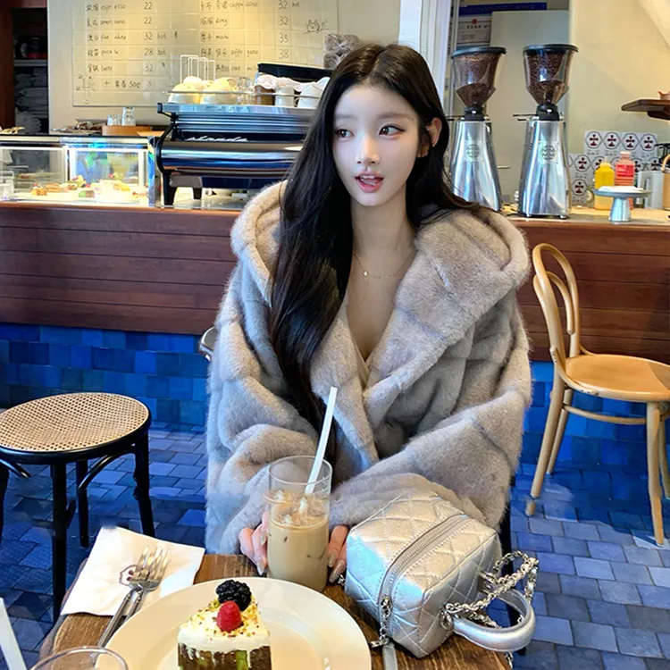 人造皮草 仿水貂毛连帽皮草外套女冬新款人造毛加厚保暖外套大衣