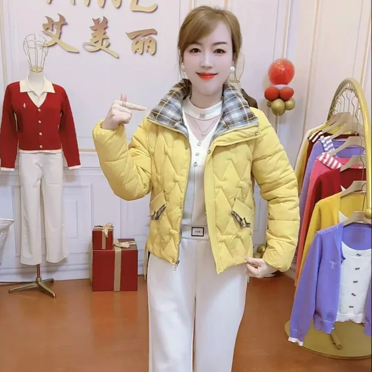 时尚棉服短外套女2025冬季新款洋气显瘦减龄保暖棉衣格子拼接棉袄
