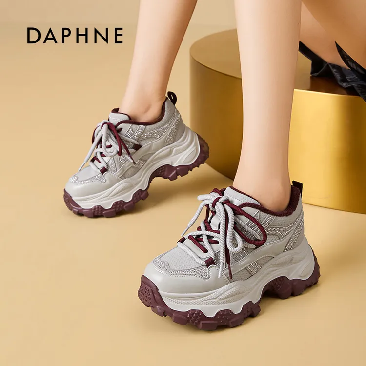 达芙妮秋冬2025新款厚底增高老爹鞋加绒时尚百搭潮流女鞋LL