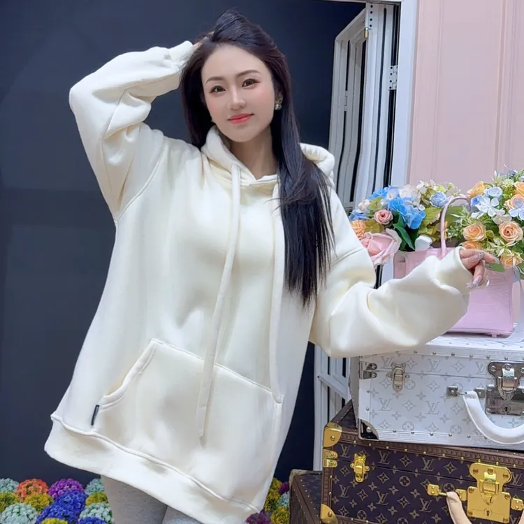 【芳芳私服】加厚北极绒连帽宽松套头刺绣卫衣2025年慵懒风卫衣1072