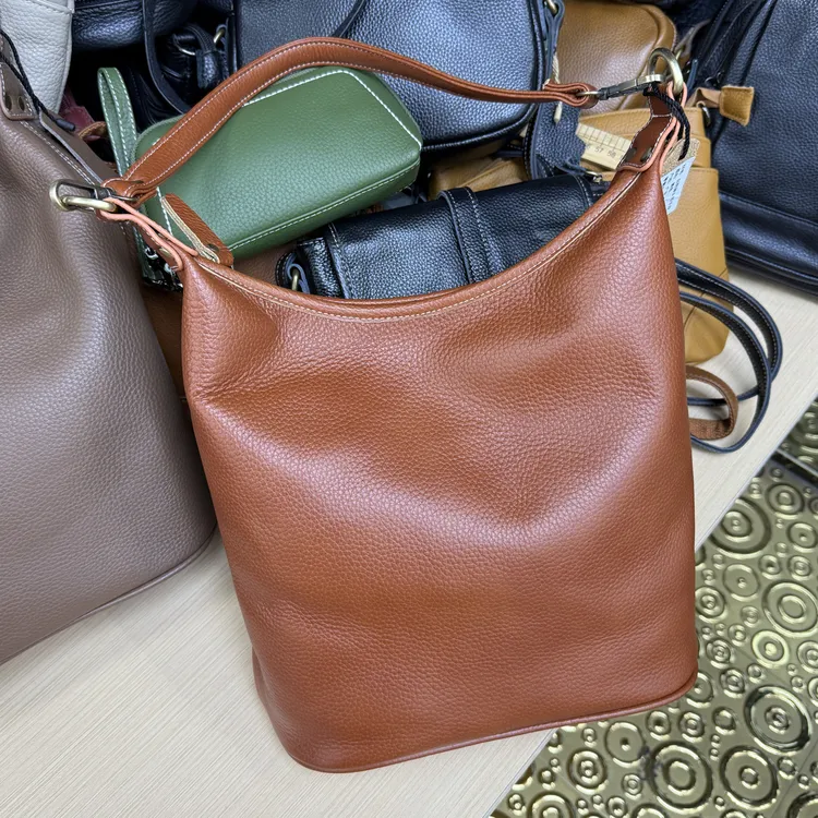 纯真皮头层牛皮单肩斜挎手提包高级简约时尚包百搭休闲女士小托特