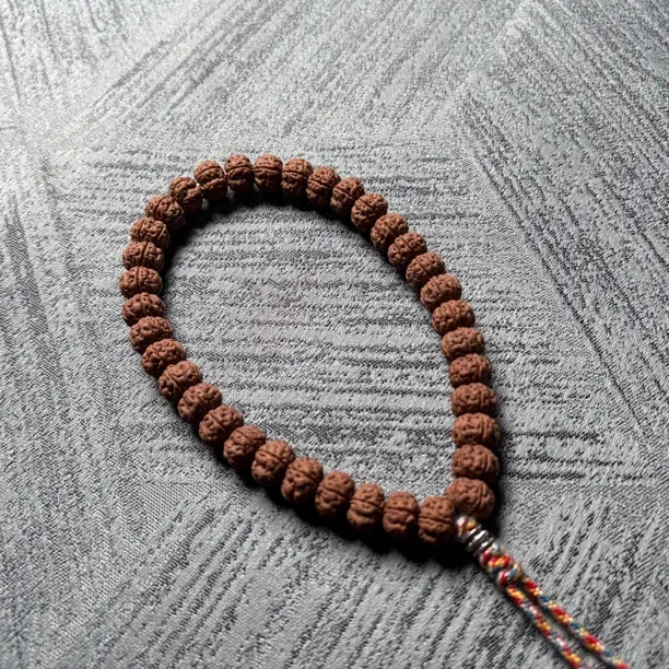 甄选款，老树王手持纯血勿里达小金刚菩提手串