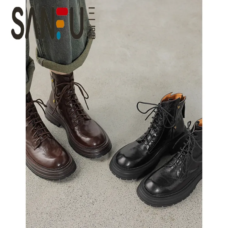 三福巨好看厚底英伦风马丁靴女2025年秋冬新款黑色圆头系带短靴子