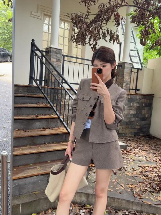 【撞色麂皮领羊毛呢短外套】SY6139