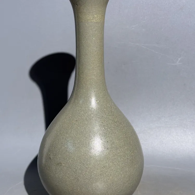 汝窑长径瓶，口直径4.6cm，高21cm，老汝瓷，旧藏，喜欢的来