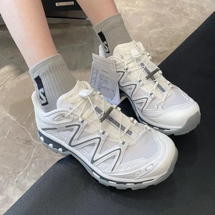 户外防滑徒步登山鞋男女款透气运动鞋休闲厚底舒适萨家同款莆系鞋