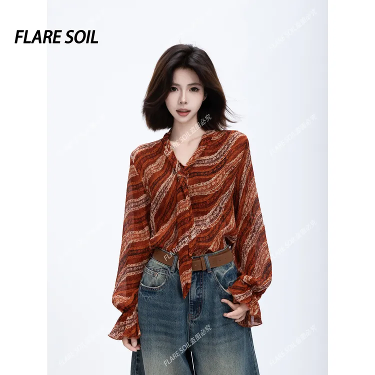 【FLARE SOIL】民族风复古风条纹网纱质感套头上衣 T4657A