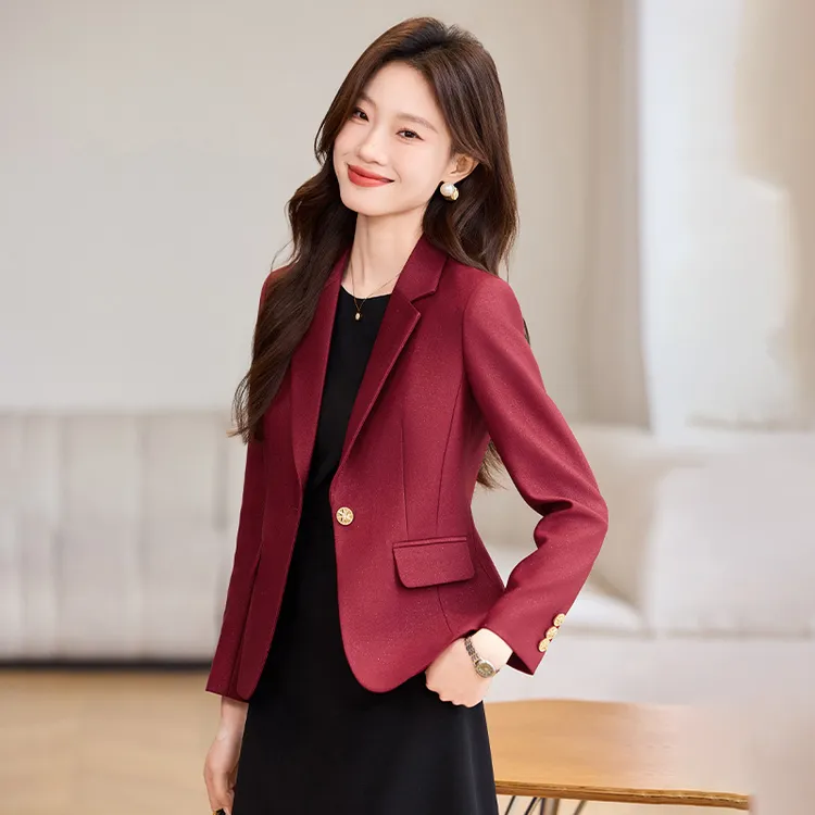 酒红色西装外套女秋季2025新款小个子女神范休闲气质女士西服套裙