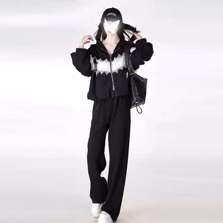 韩版黑色运动套装女春秋休闲减龄蕾丝拼接时尚长袖外套卫裤两件套