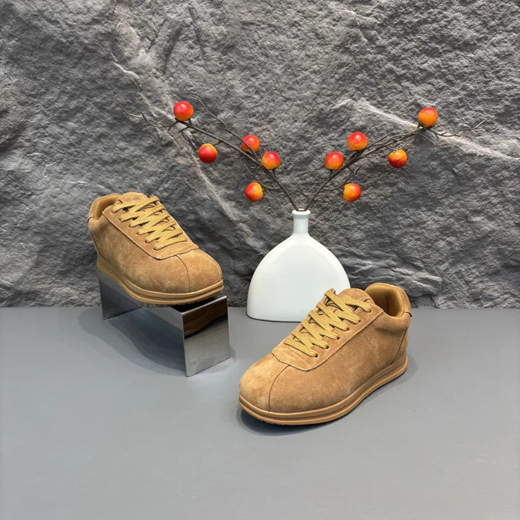 男士 防滑秋季运动休闲男鞋92355软底舒适轻奢复古板鞋系带潮男鞋