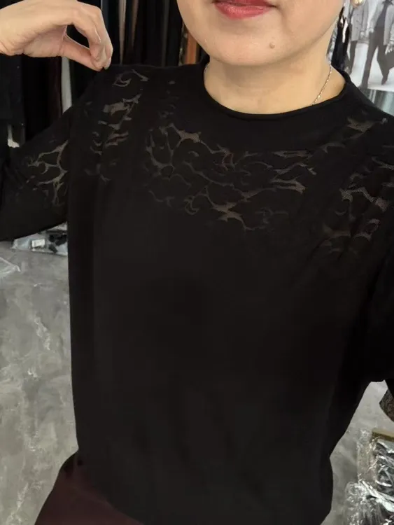 【丽姐家】秋冬新款时尚性感刻花柔软超薄针织衫