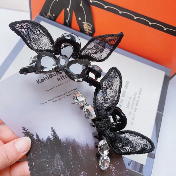 非金属亚克力项链 新款獭兔毛可爱精致装饰品日韩风气质半扎发夹