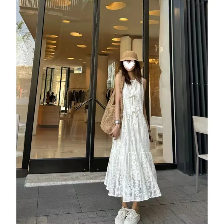 FRVXO【圣埃蒂安】法式镂空设计感连衣裙圆领无袖a字裙夏季宽松长裙