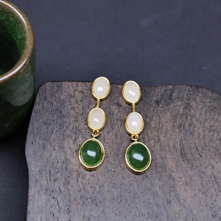 和田玉耳钉蛋面款优雅气质款显瘦