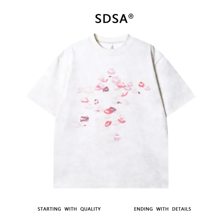 夏季高级感新款潮牌满天星红唇印花圆领短袖T恤百搭情侣宽松上衣